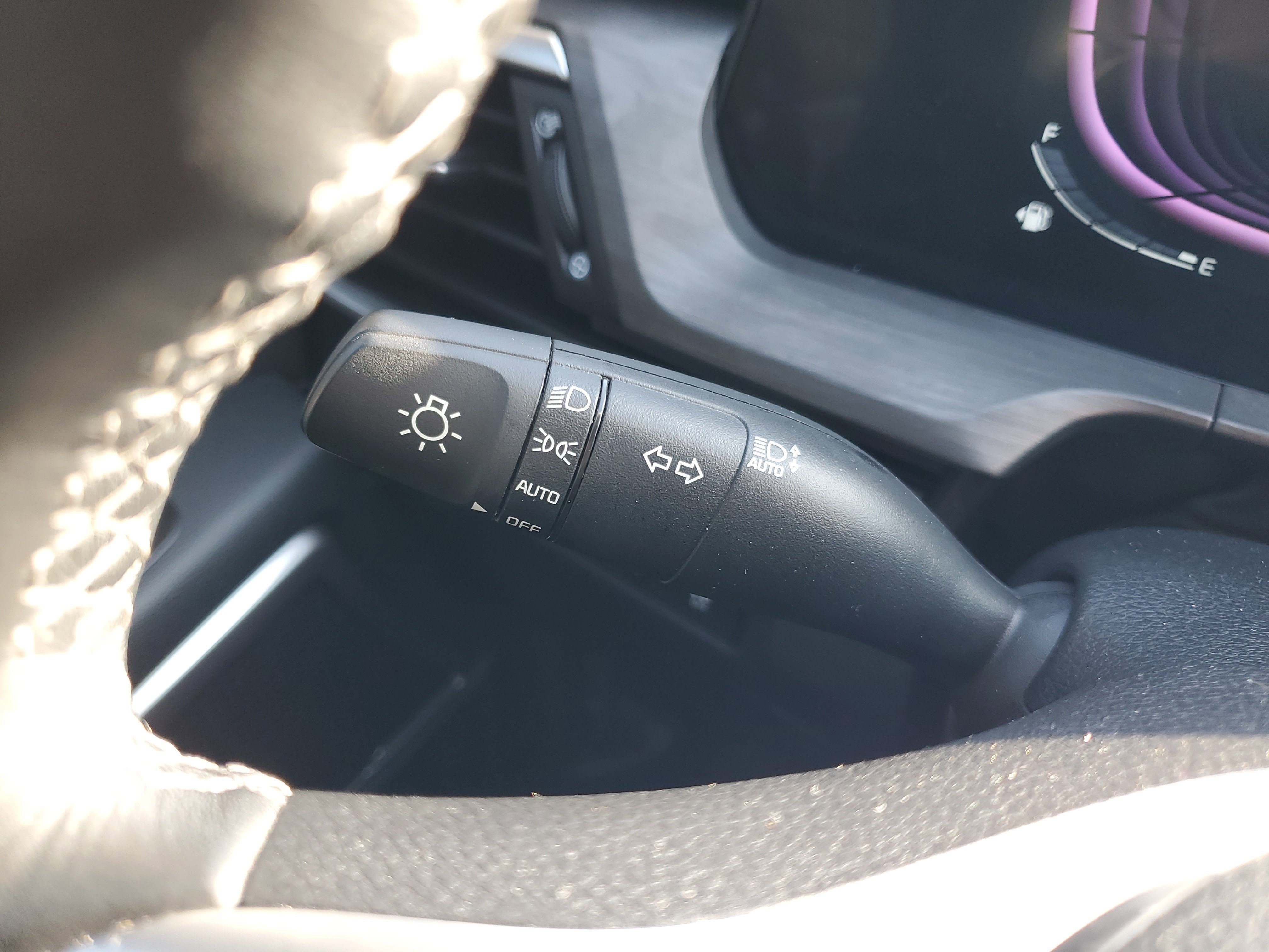 Certified 2025 Kia Telluride AWD image 30