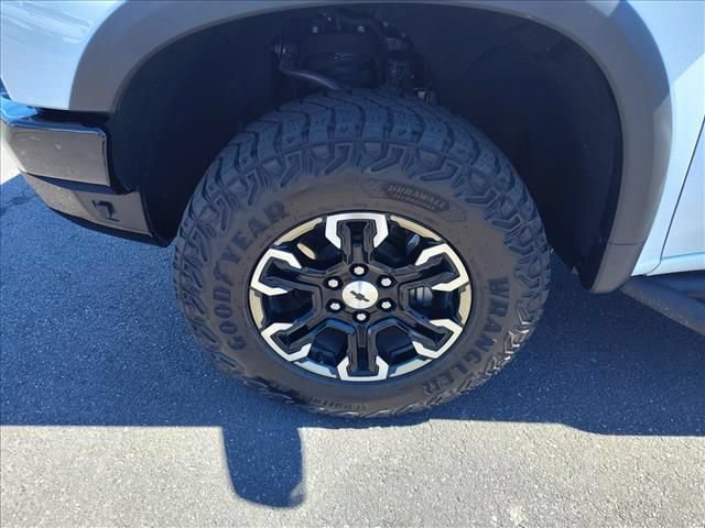 Certified 2024 Chevrolet Silverado 1500 ZR2 w/ Technology Package AWD/4WD image 22