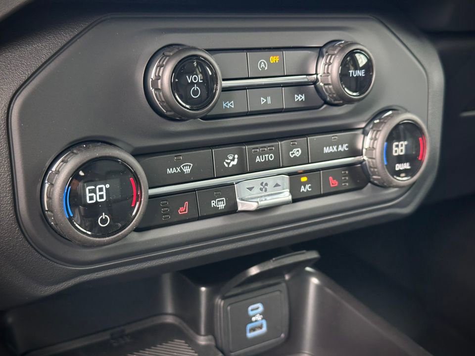 New 2025 Ford Bronco Big Bend image 34