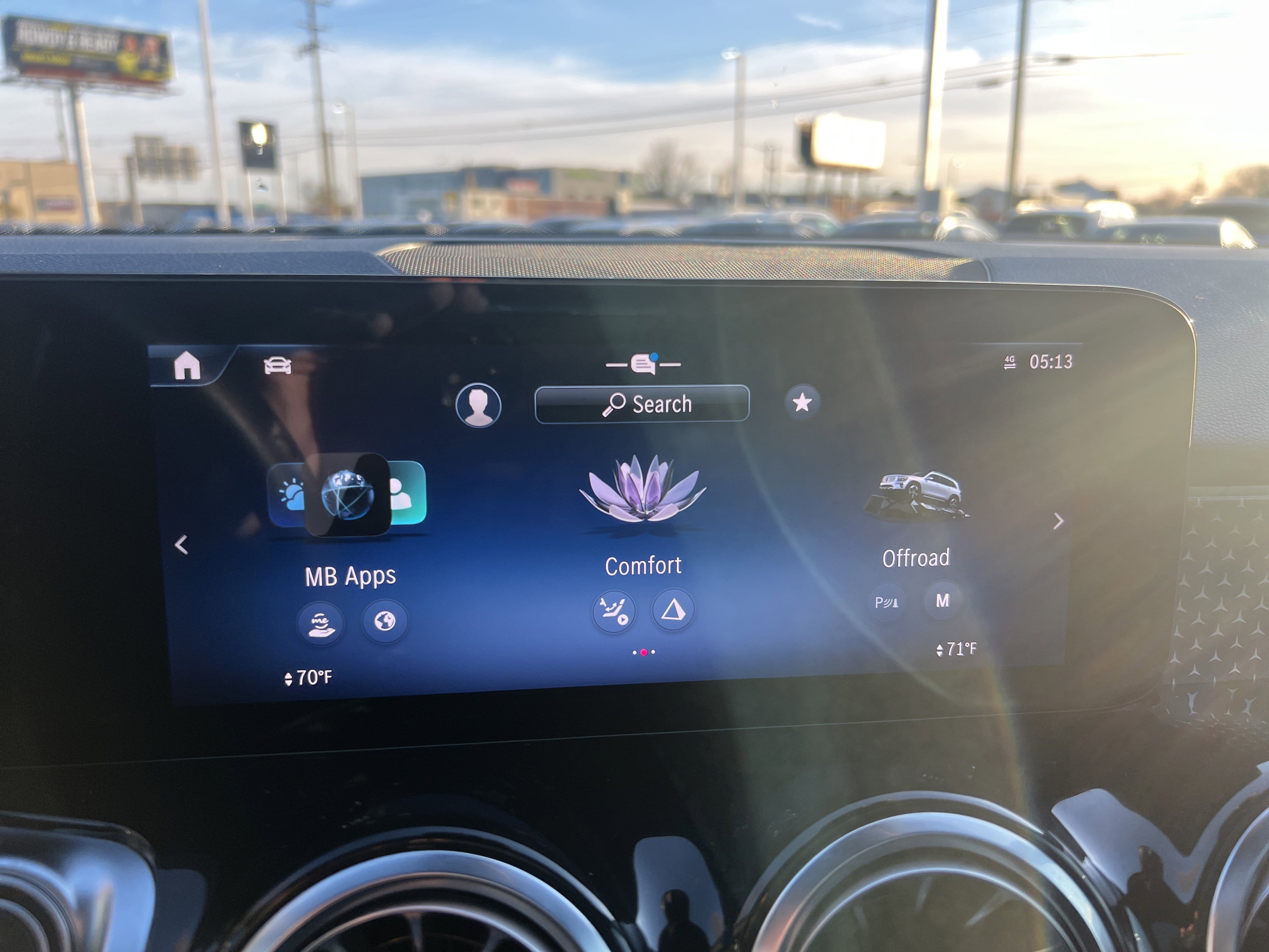 Certified 2025 Mercedes-Benz GLB 250 4MATIC image 29