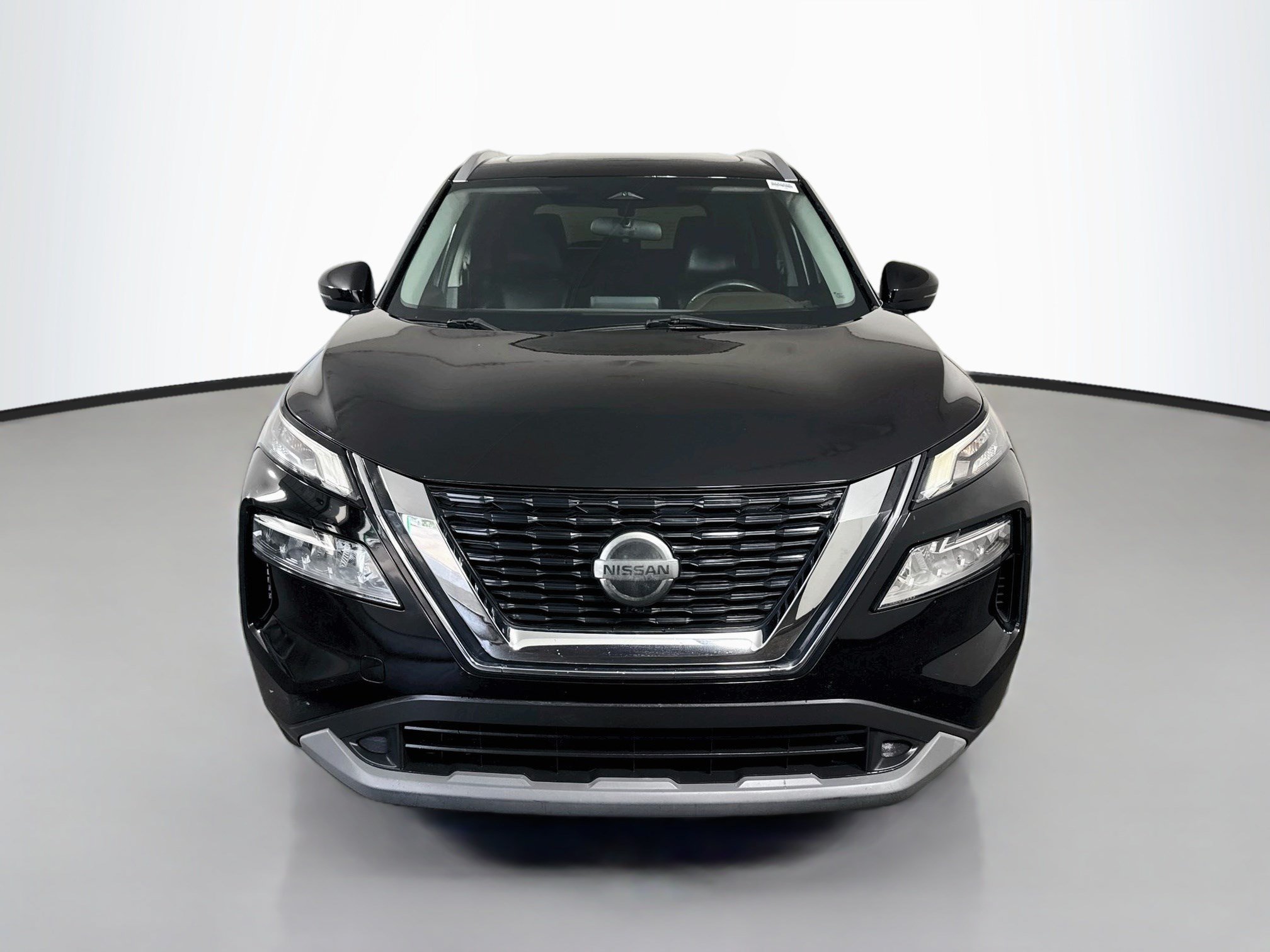 Used 2021 Nissan Rogue SV w/ Premium Package FWD image 2