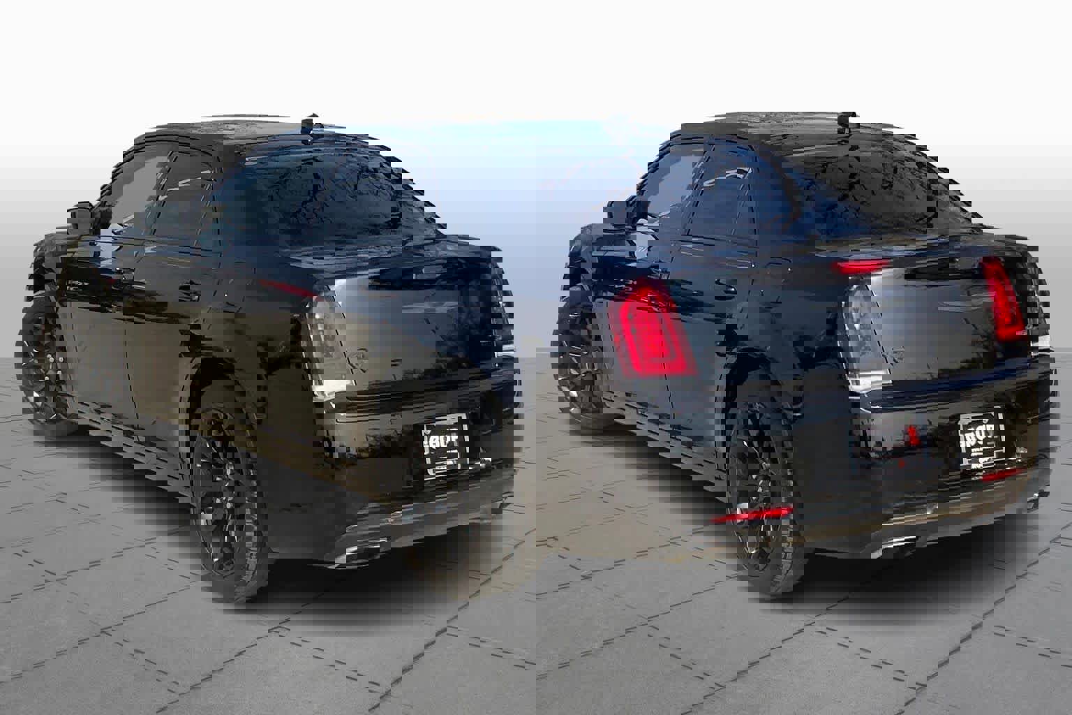 Used 2020 Chrysler 300 S image 11