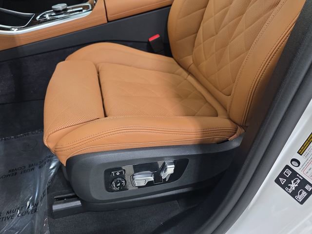 Certified 2026 BMW X5 xDrive40i w/ Climate Comfort Package image 26
