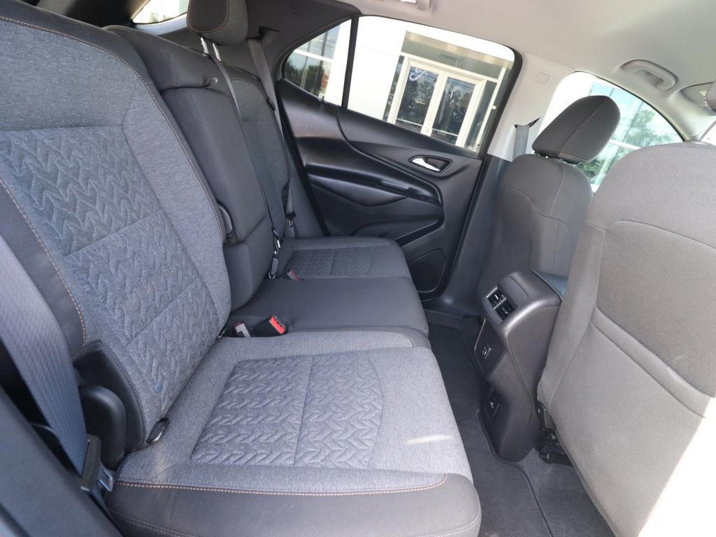 Used 2024 Chevrolet Equinox LT FWD image 24