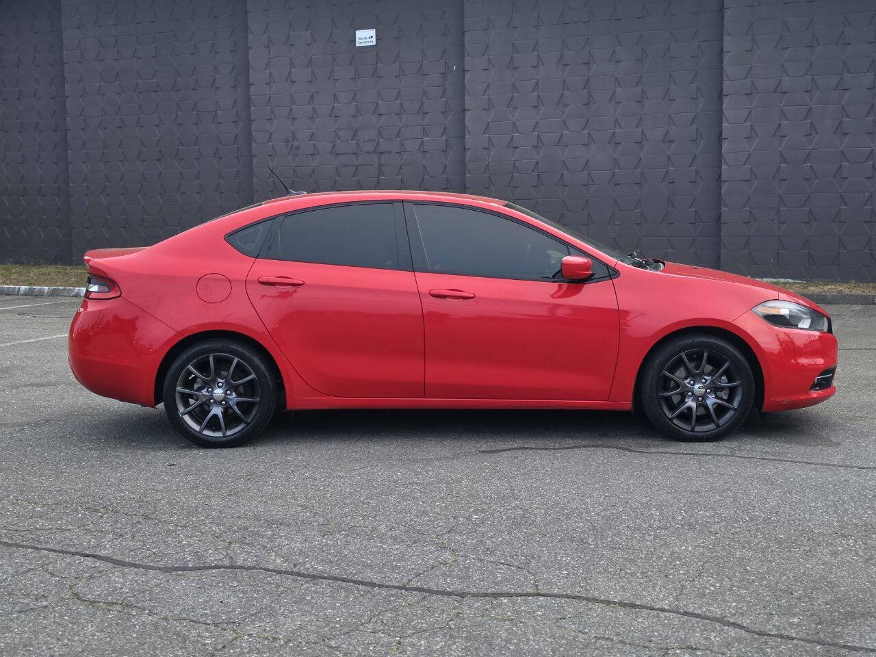 Used 2016 Dodge Dart SXT Sport FWD image 4