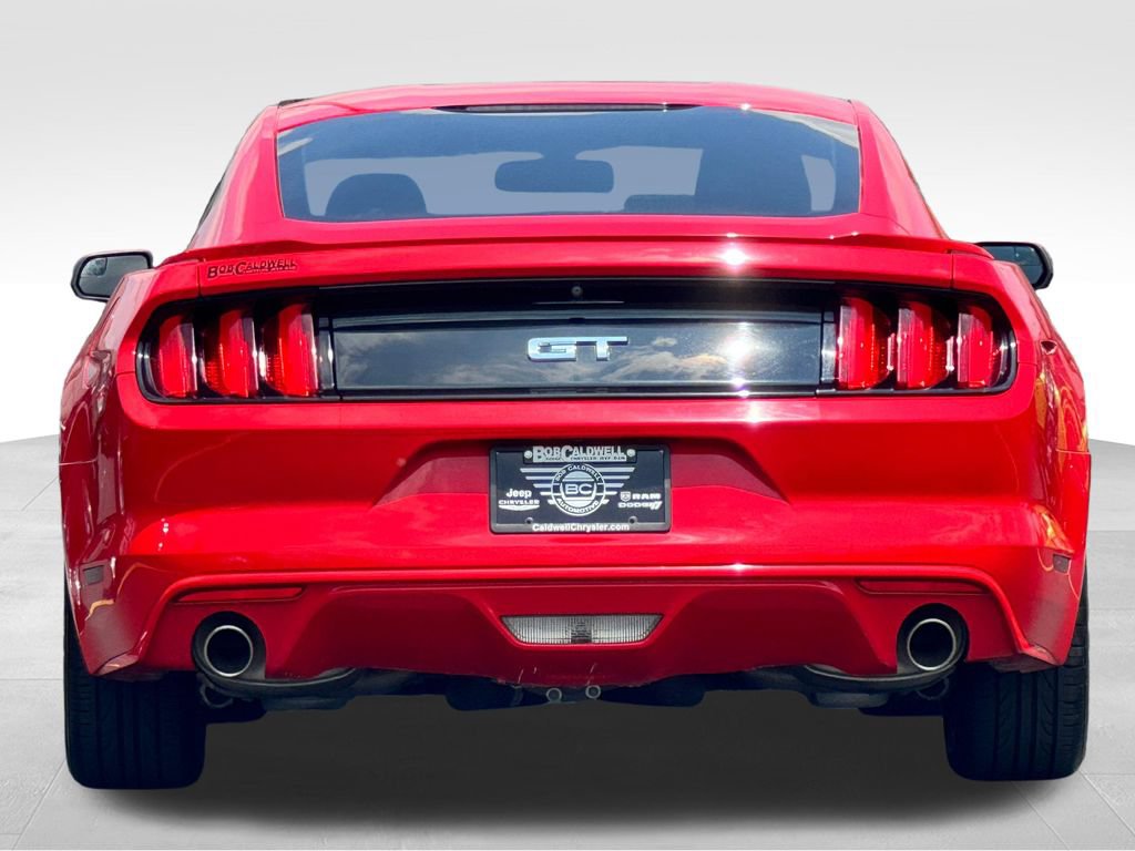 Used 2017 Ford Mustang GT RWD image 6