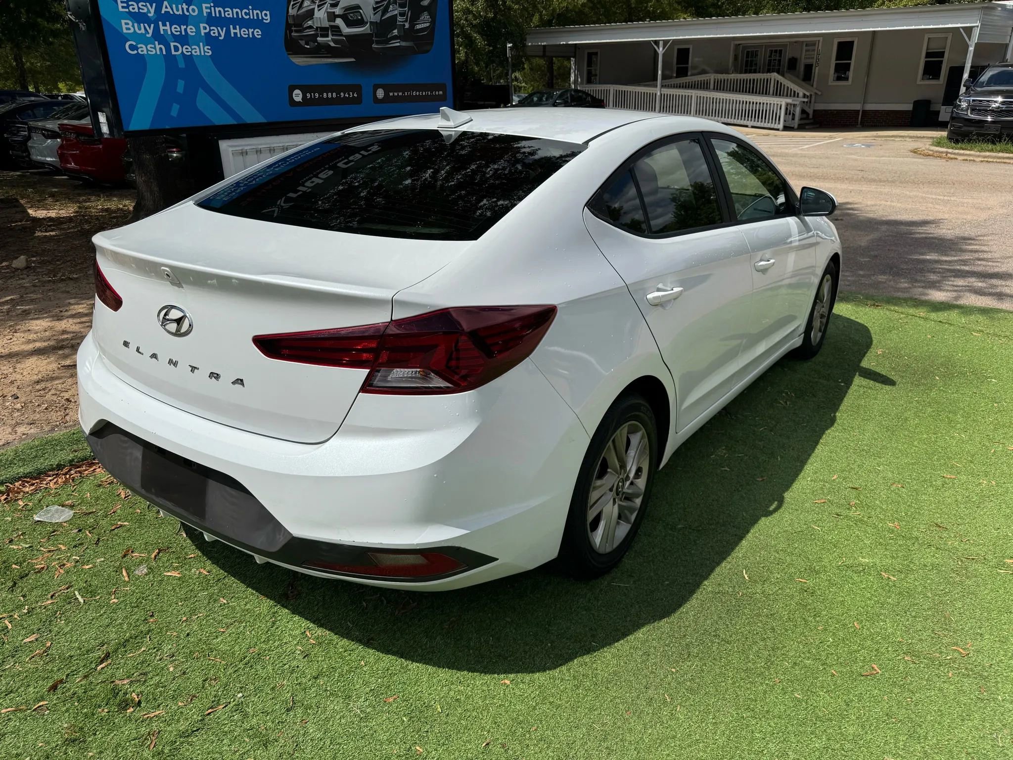 Used 2019 Hyundai Elantra SEL w/ Cargo Package image 4