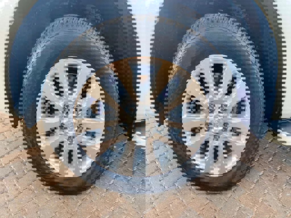 Used 2014 Toyota Sequoia Platinum RWD image 10