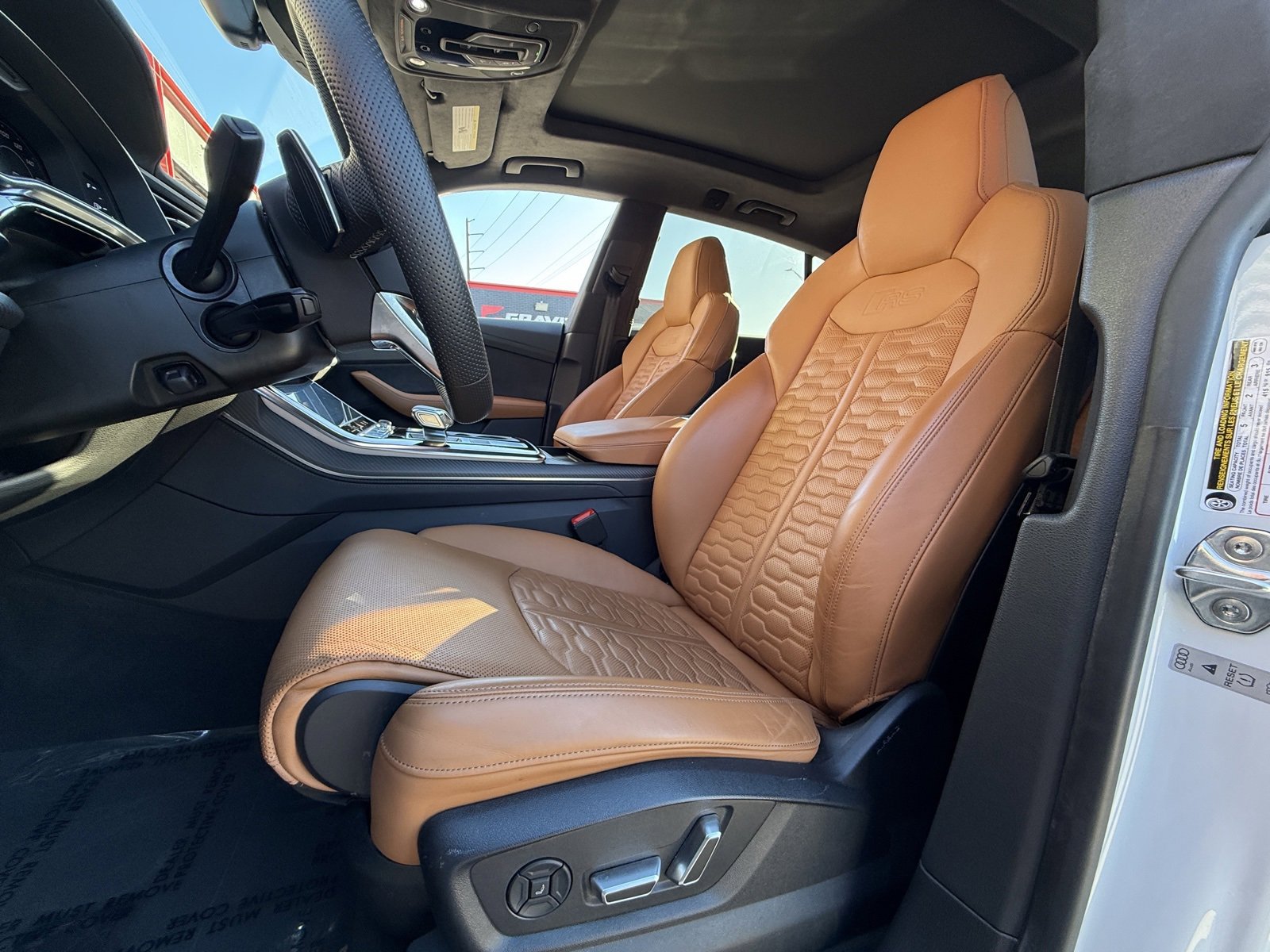 Used 2024 Audi RS Q8 image 13