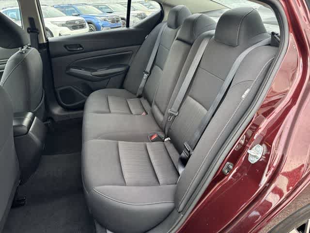 Used 2025 Nissan Altima 2.5 SV FWD image 17