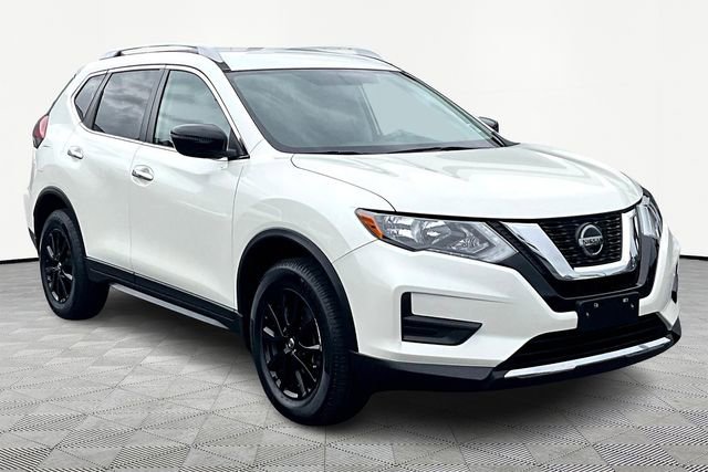 Used 2018 Nissan Rogue SV