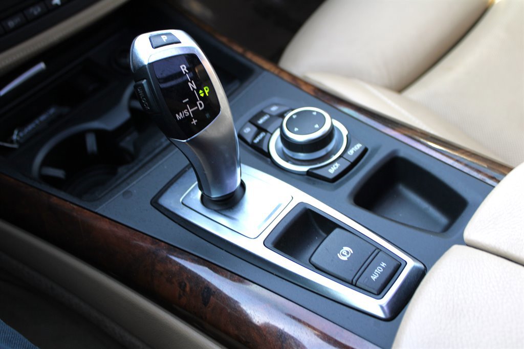 Used 2012 BMW X5 xDrive35d image 31