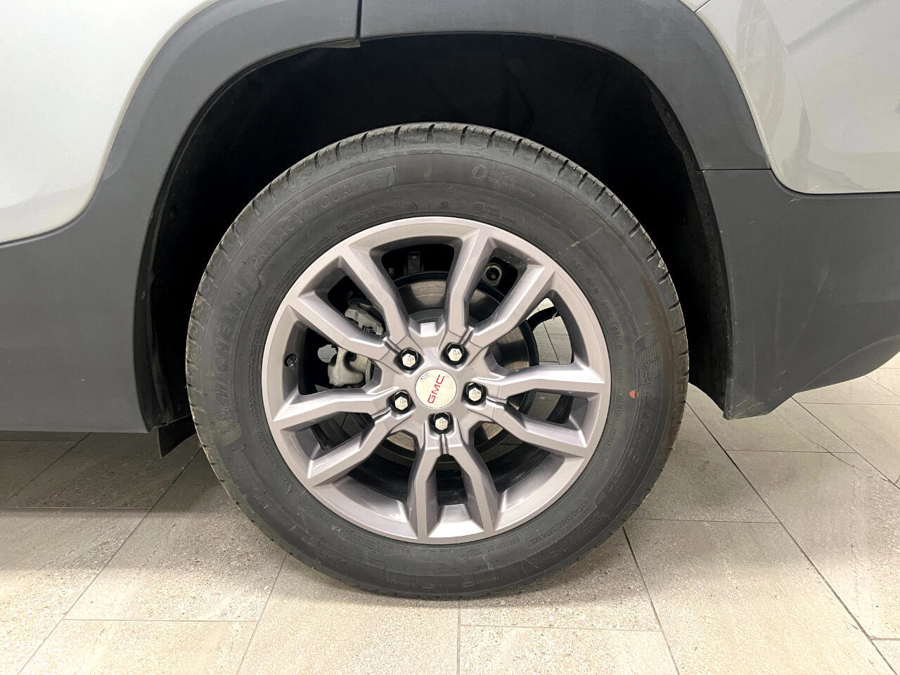 Used 2024 GMC Terrain SLT image 53