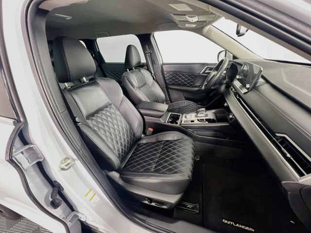 Used 2022 Mitsubishi Outlander SEL AWD/4WD image 29