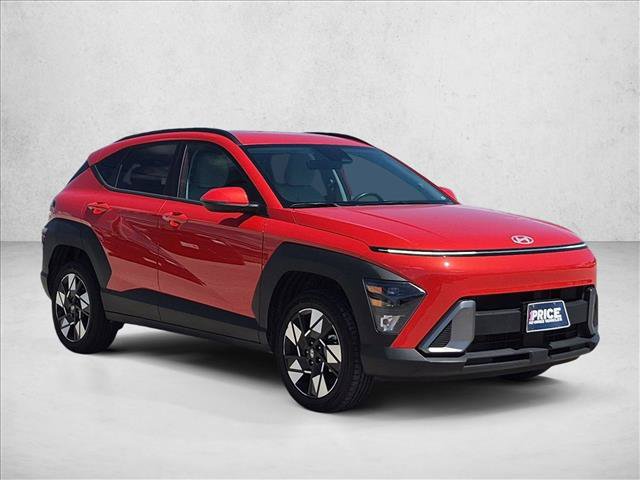 Used 2024 Hyundai Kona SEL AWD/4WD image 3