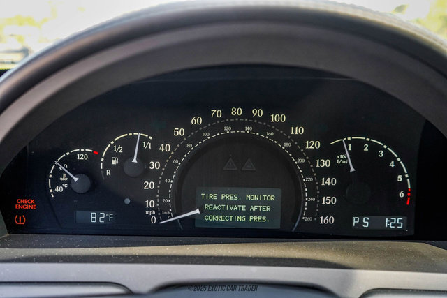Used 2009 Maybach 62 RWD image 37