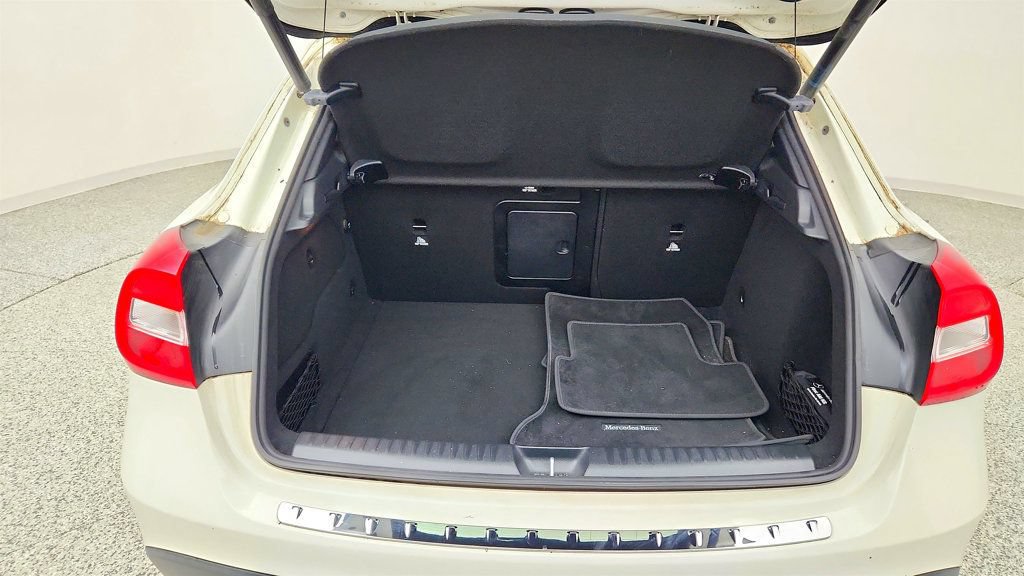Used 2018 Mercedes-Benz GLA 250 4MATIC image 20