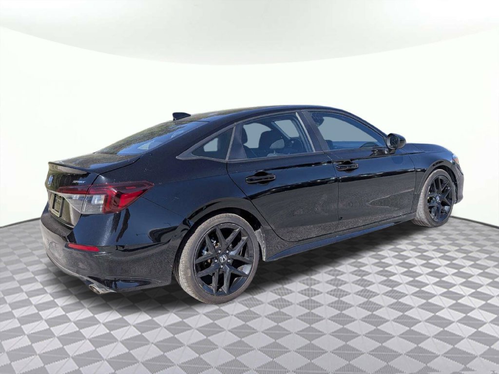 Used 2025 Honda Civic Sport image 3