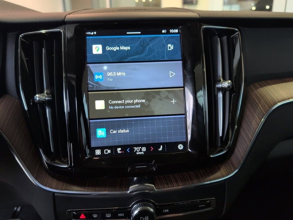 Used 2022 Volvo XC60 B5 Momentum w/ Advanced Package image 20