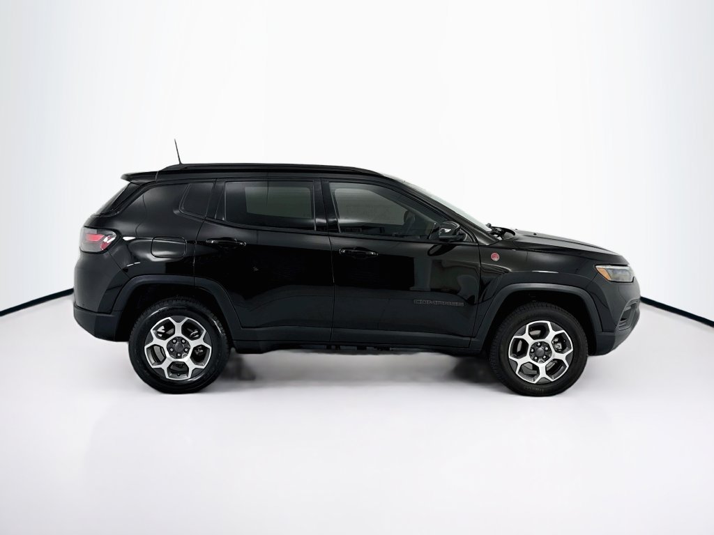 Used 2022 Jeep Compass Trailhawk w/ Trailhawk Elite Group AWD/4WD image 4
