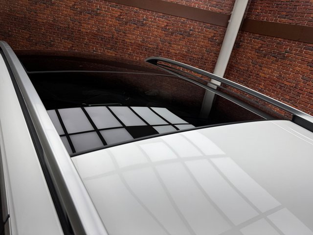 Used 2025 Mercedes-Benz GLB 250 4MATIC image 25