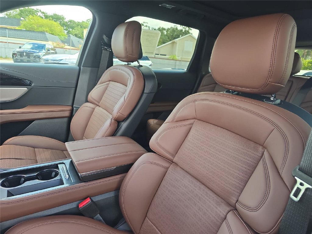 New 2026 Lincoln Nautilus Reserve AWD/4WD image 14