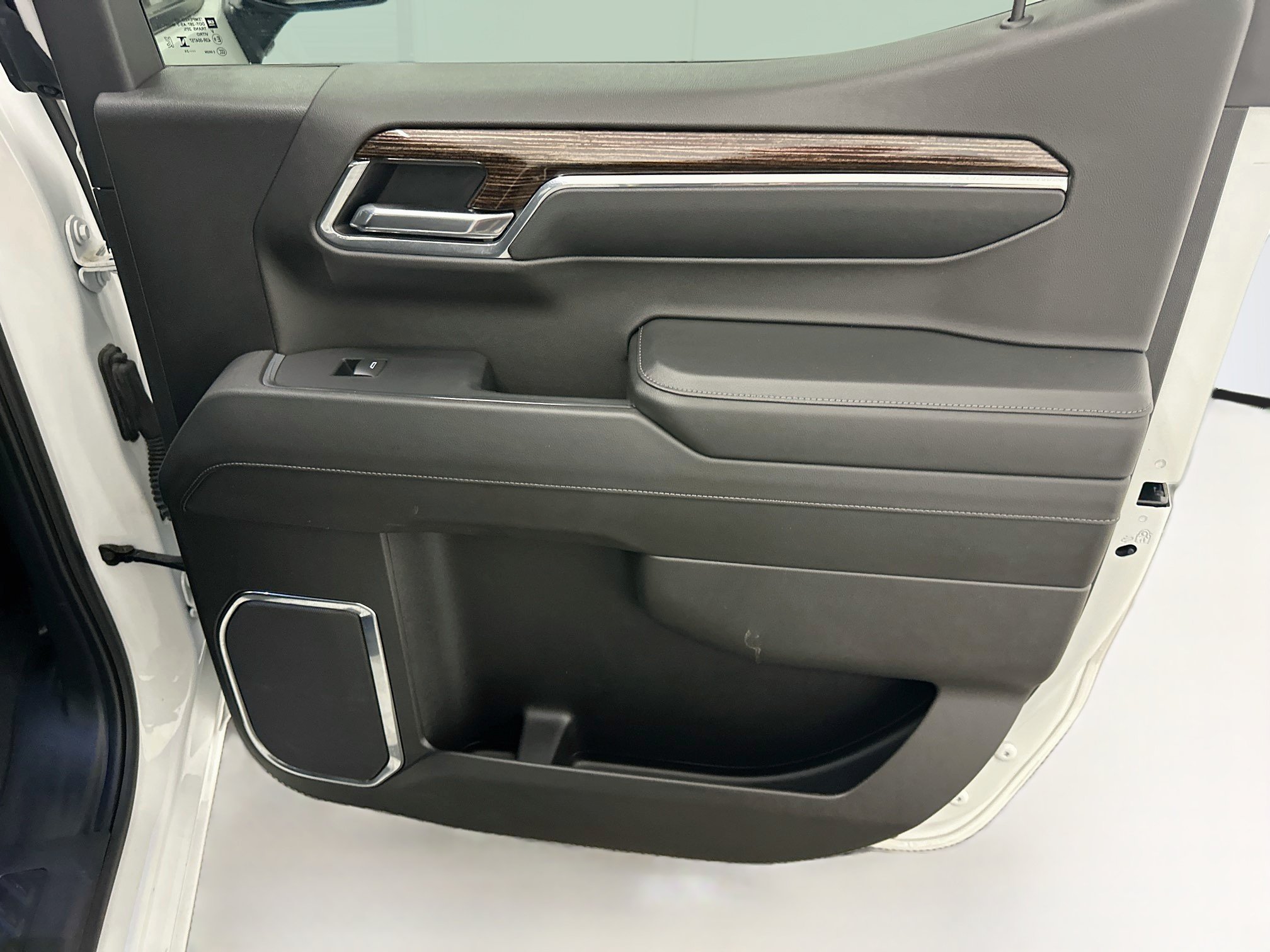Used 2024 GMC Sierra 1500 Elevation AWD/4WD image 30