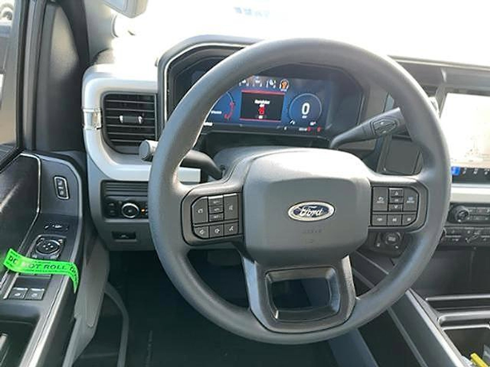 New 2026 Ford F250 XLT w/ XLT Premium Package AWD/4WD image 17
