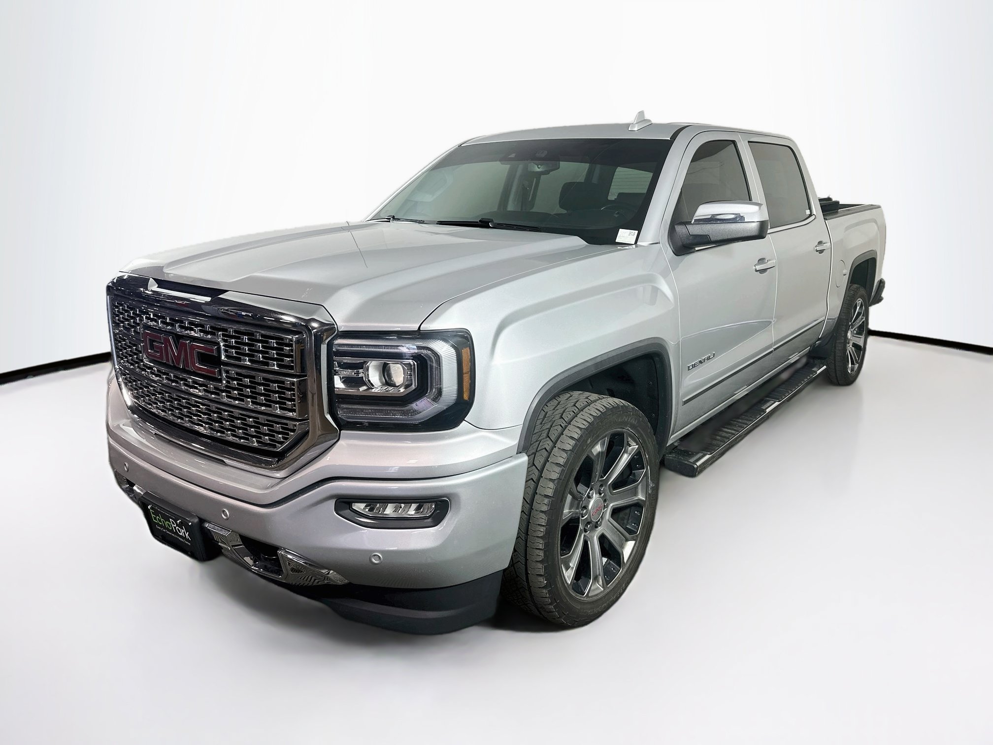 Used 2018 GMC Sierra 1500 Denali AWD/4WD image 3