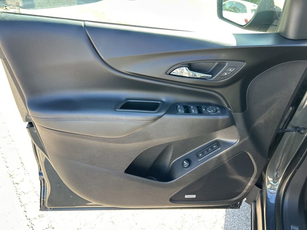 Used 2019 Chevrolet Equinox Premier image 11
