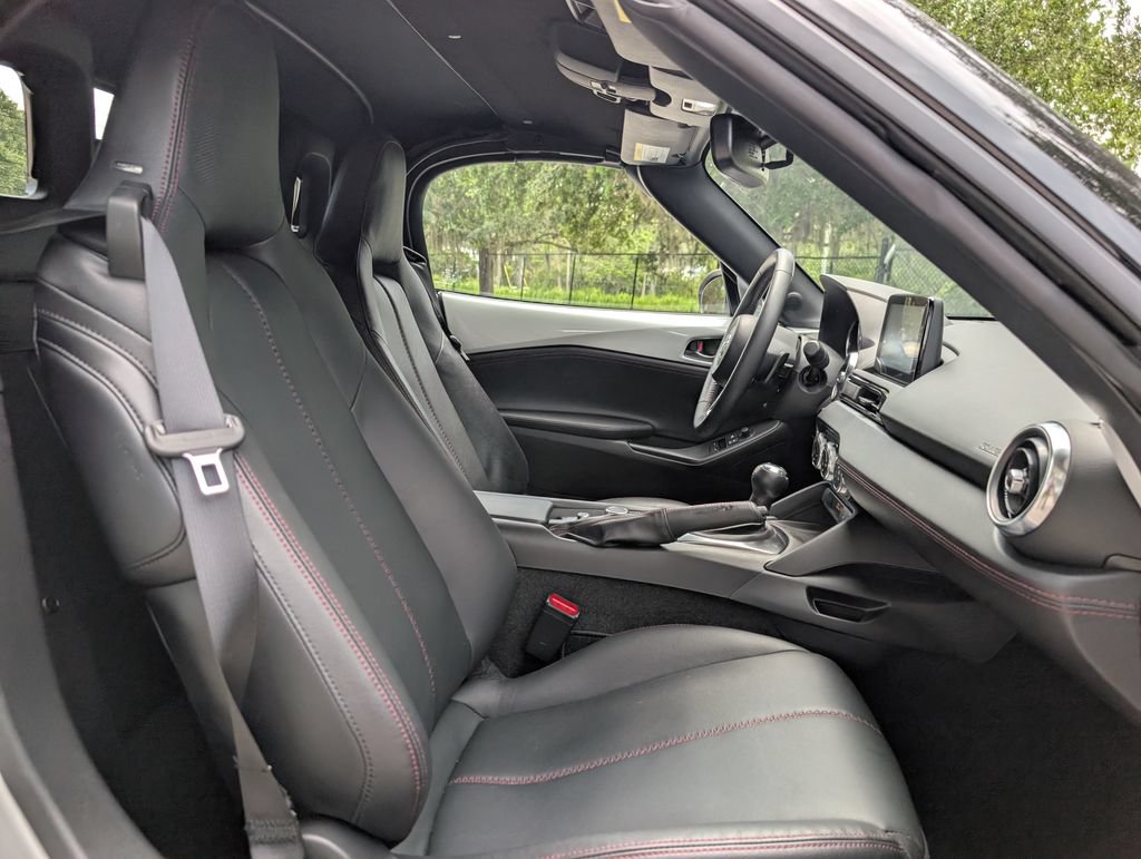 Used 2018 MAZDA MX-5 Miata Grand Touring RWD image 17