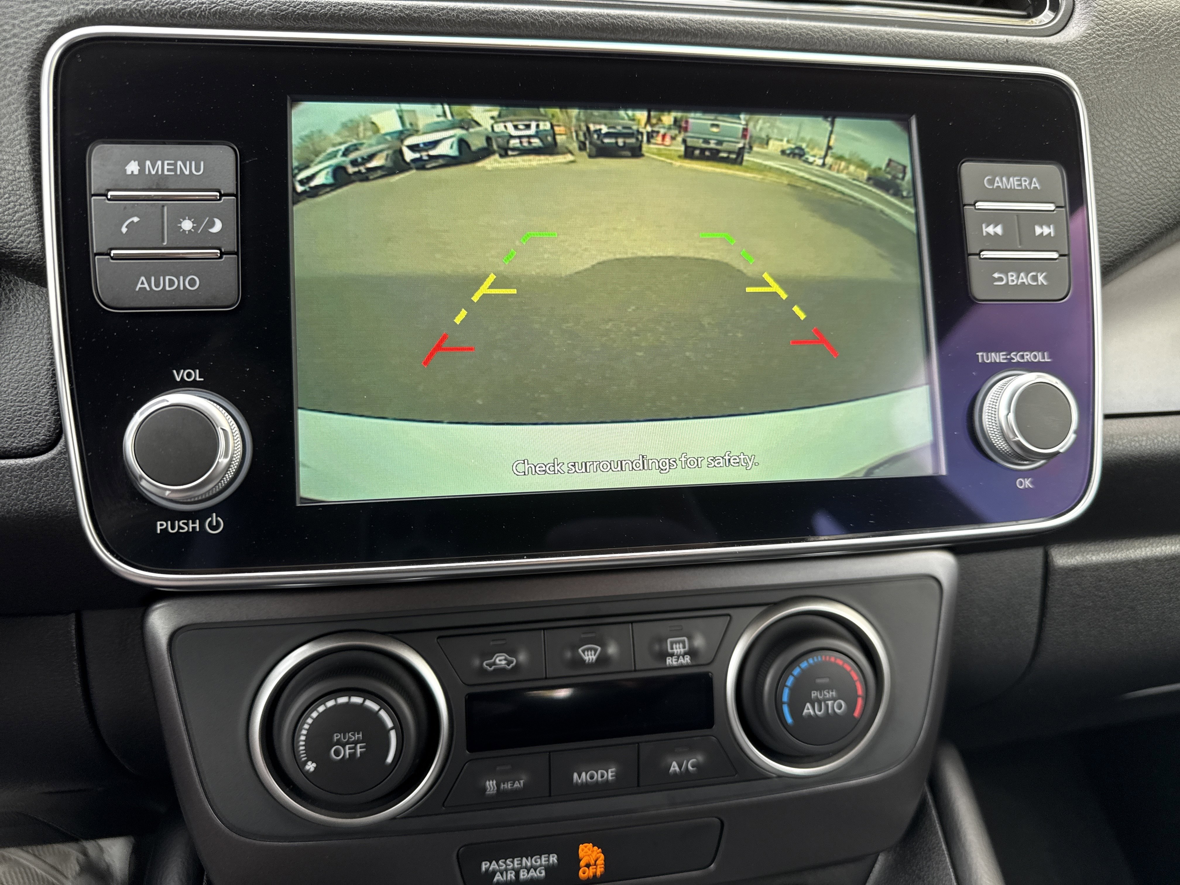 Certified 2024 Nissan Leaf S image 23