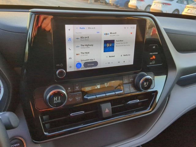 Certified 2023 Toyota Highlander LE image 11