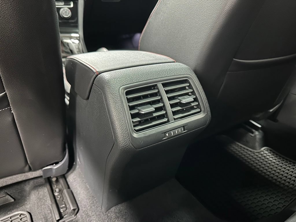 Used 2020 Volkswagen GTI SE FWD image 45