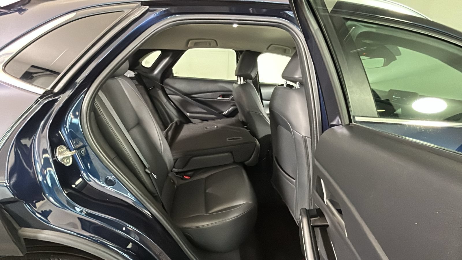 Used 2025 MAZDA CX-30 AWD 2.5 S w/ Select Sport Pkg image 34