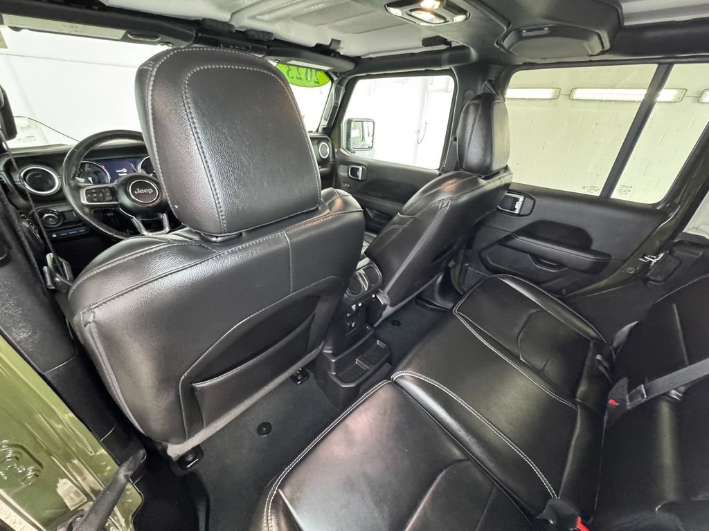 Used 2023 Jeep Wrangler Unlimited Sahara w/ Cold Weather Group AWD/4WD image 22