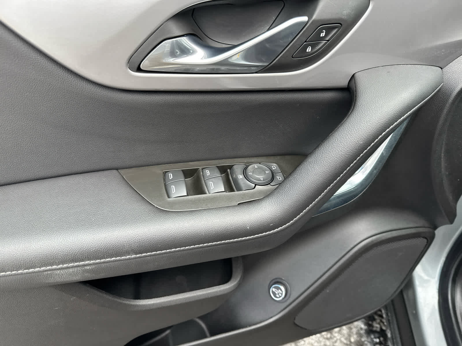 Used 2024 Chevrolet Blazer LT w/ Convenience Package image 17