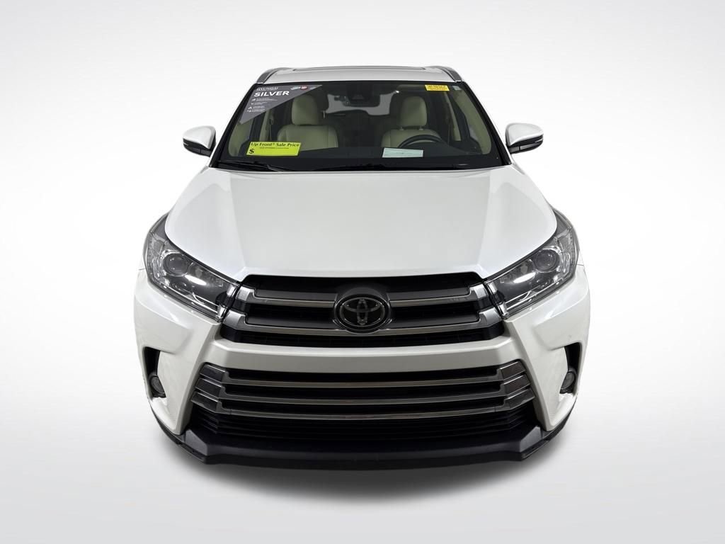 Used 2017 Toyota Highlander Limited image 8