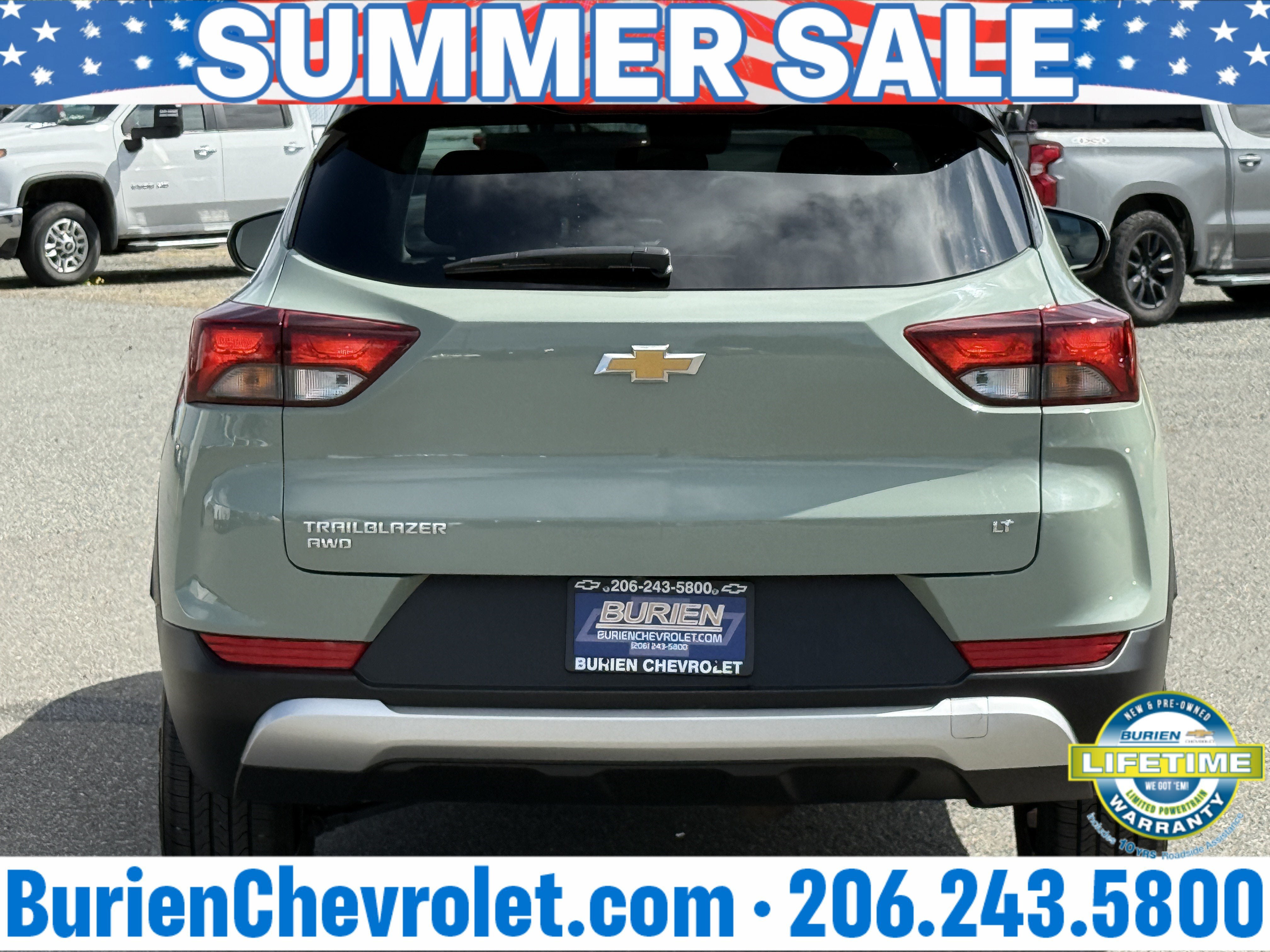 Used 2025 Chevrolet TrailBlazer LT AWD/4WD image 4