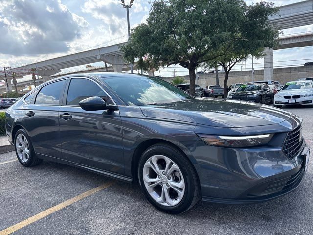 Used 2025 Honda Accord LX image 5