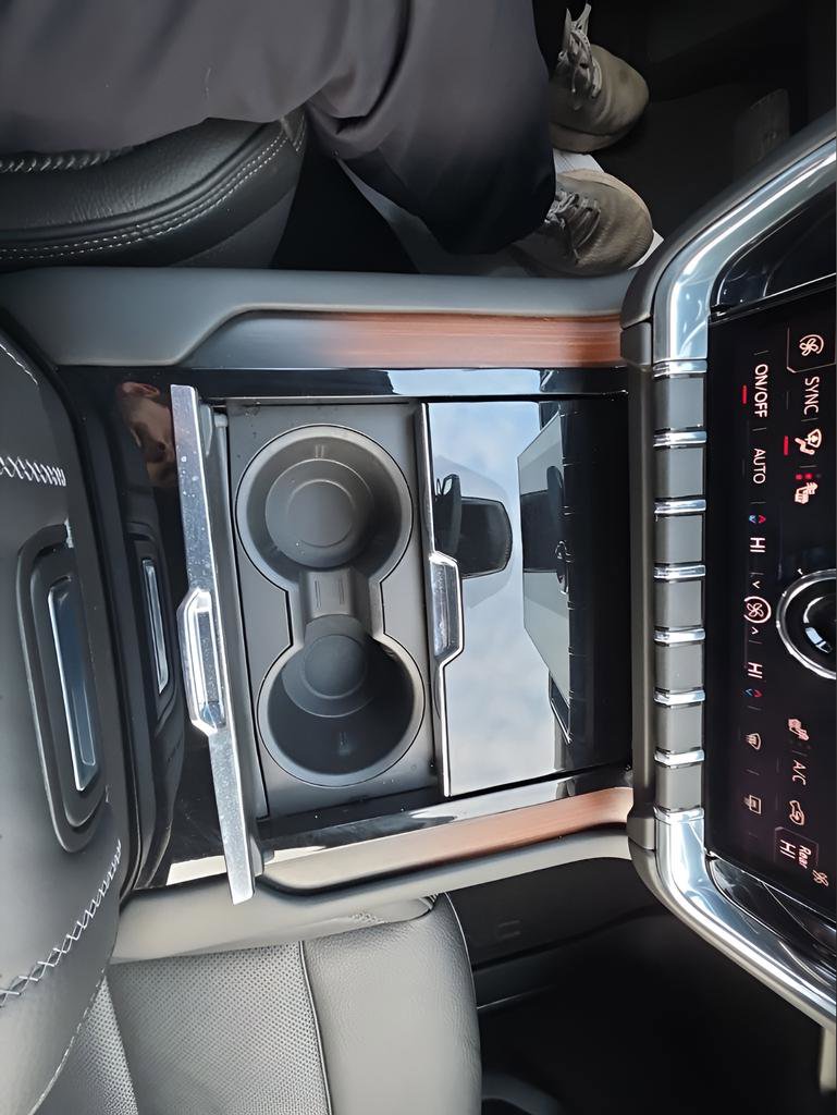 Used 2025 GMC Yukon Denali image 25