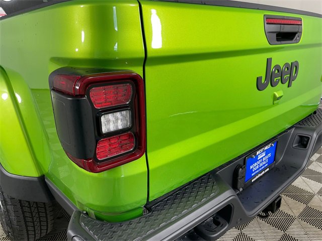 New 2025 Jeep Gladiator Sport image 20