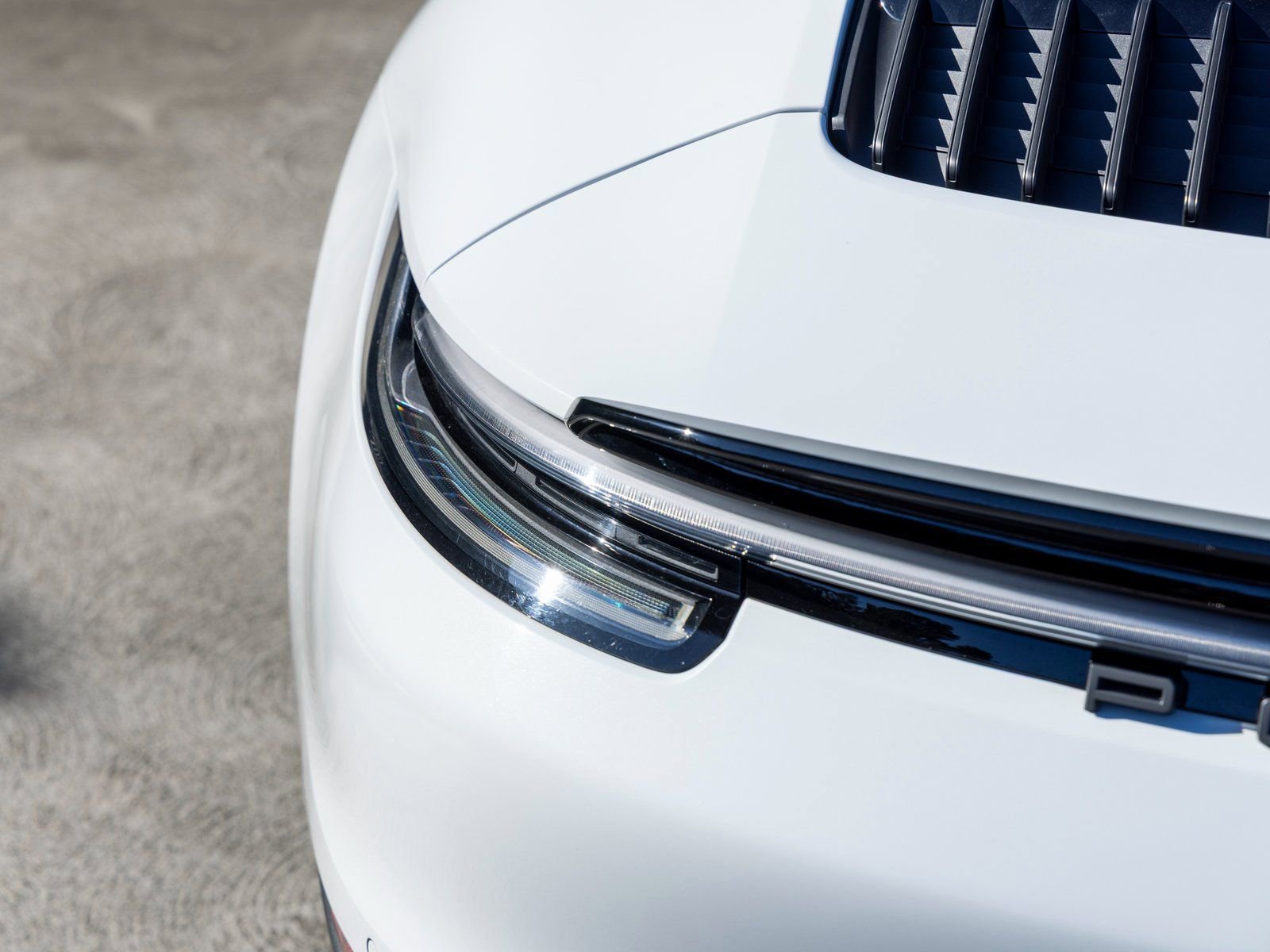Certified 2022 Porsche 911 Carrera GTS RWD image 18