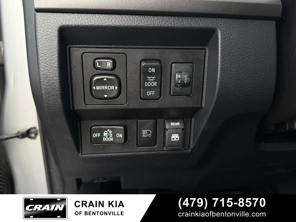 Used 2019 Toyota Tundra SR5 w/ SR5 Upgrade Package AWD/4WD image 12