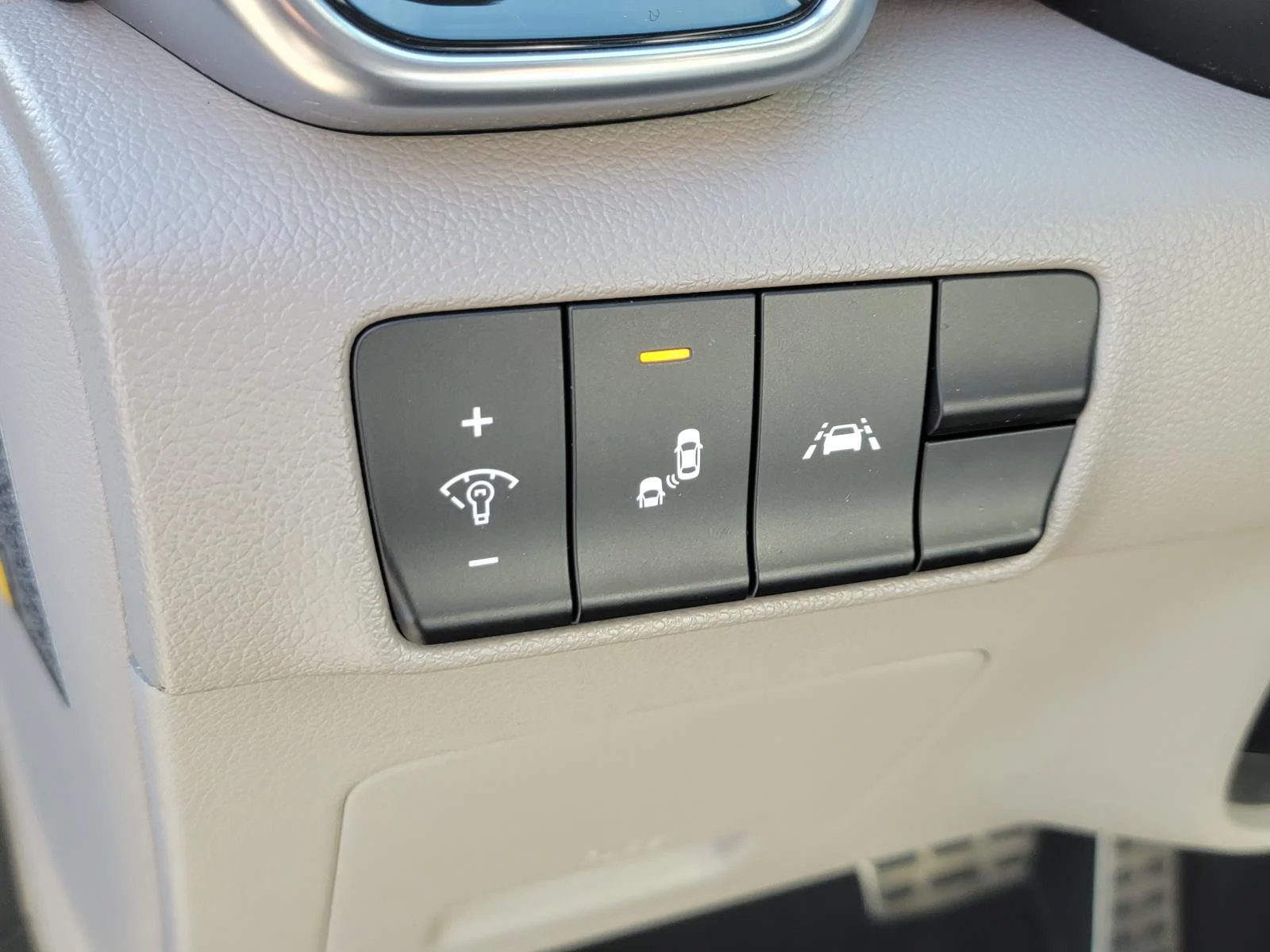 Used 2021 Kia Sportage S w/ S AWD Premium Package image 32