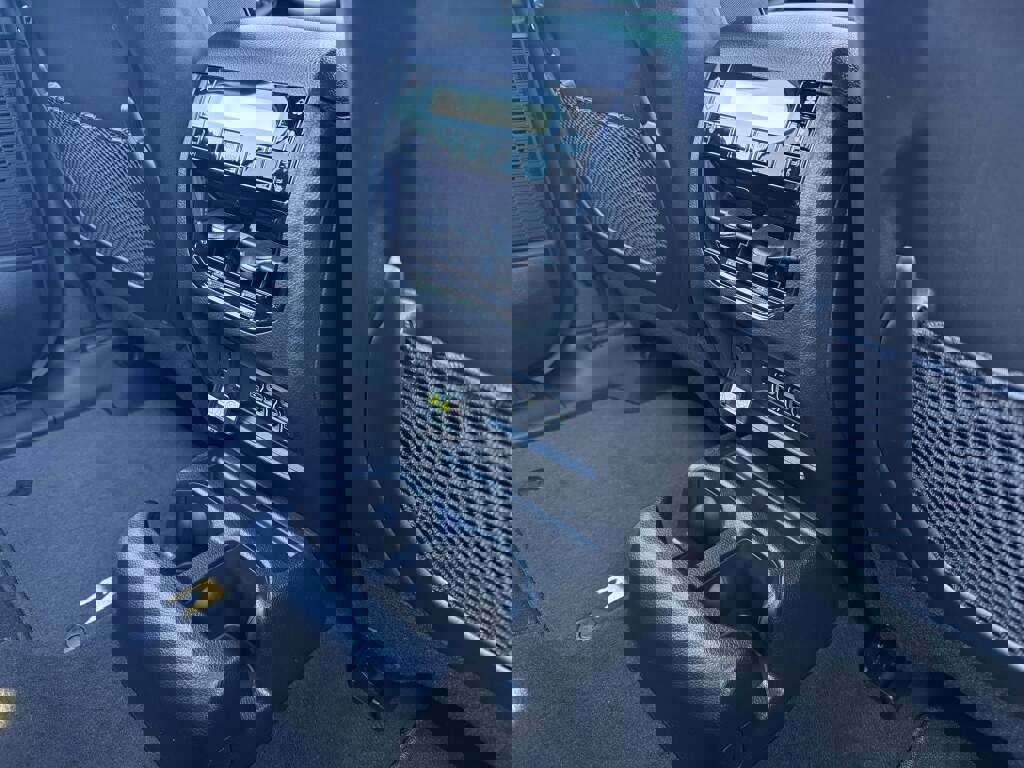 New 2025 Jeep Grand Cherokee L Limited w/ Black Appearance Package image 24