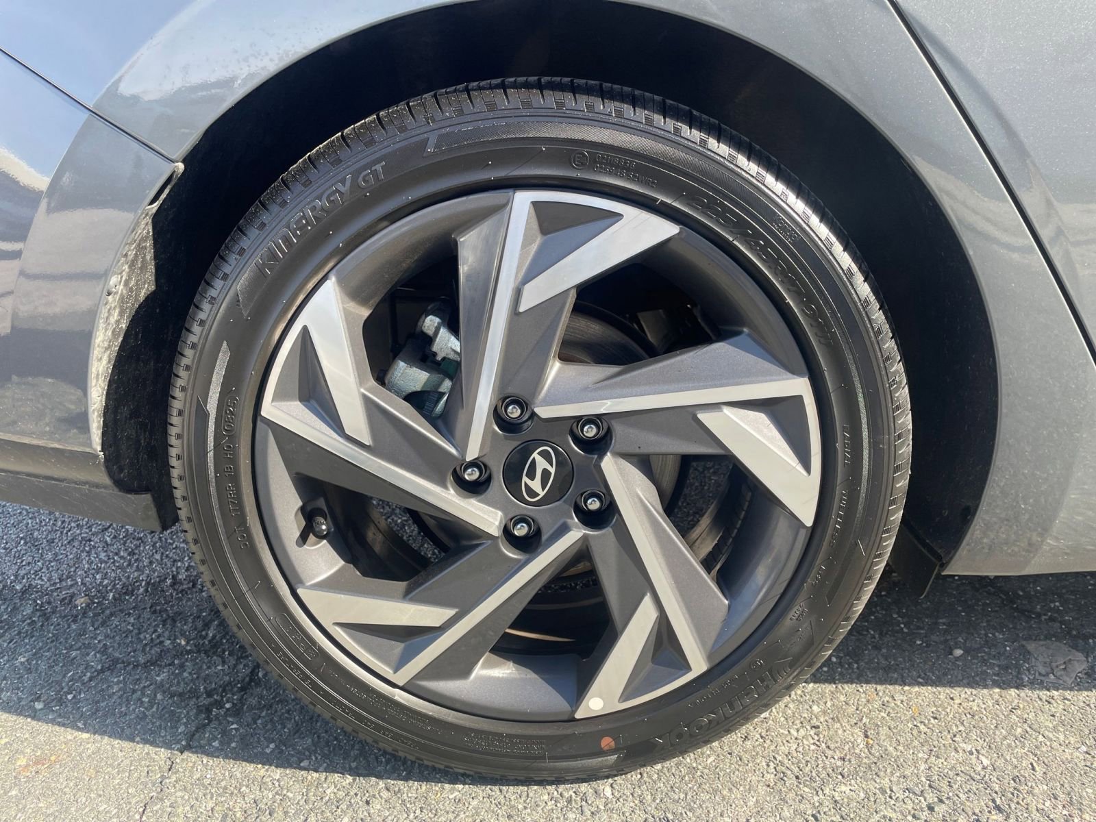 Used 2025 Hyundai Elantra SEL FWD image 31