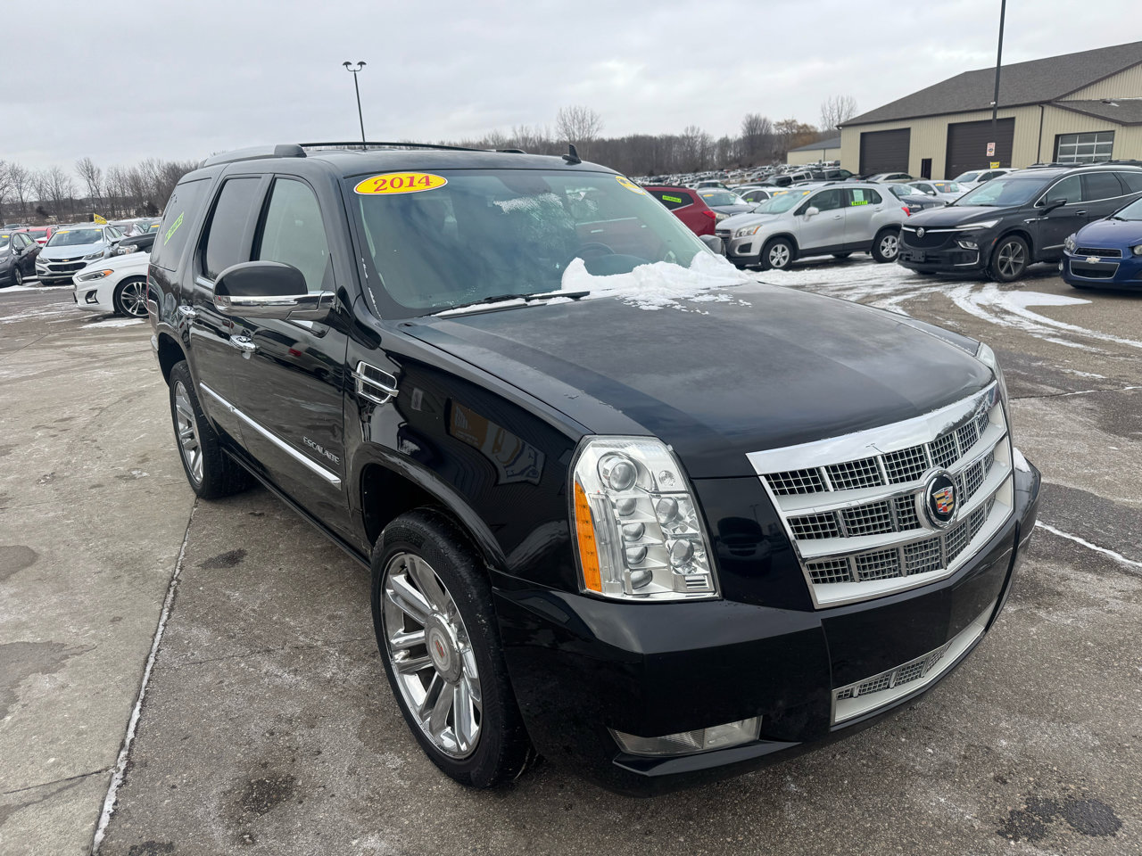 Used 2014 Cadillac Escalade Platinum image 3