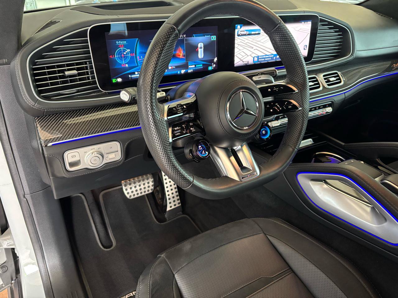Used 2024 Mercedes-Benz GLS 63 AMG 4MATIC image 17