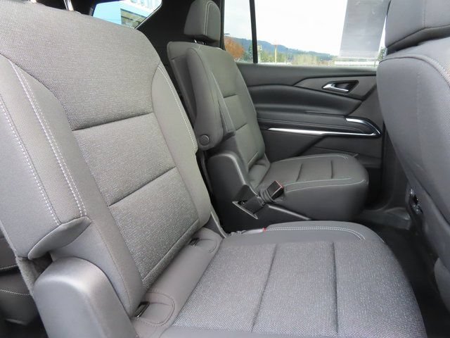 Used 2025 Chevrolet Traverse LT w/ Sun and Wheel Package AWD/4WD image 37